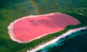 colorful lakes in the world