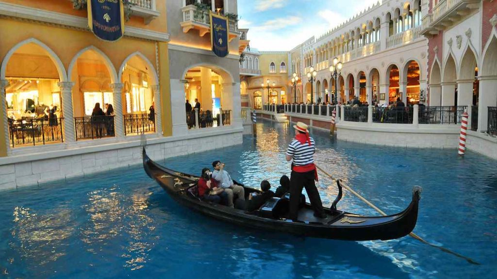 Venetian Hotel and Gondola Rides
