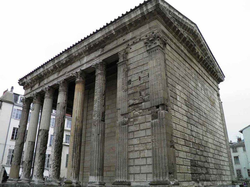 Top 10 Most Beautiful Ancient Roman Temples