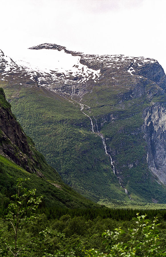 Ramnefjellsfossen, Norway