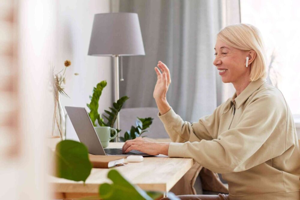 Anonymous Online Chatting